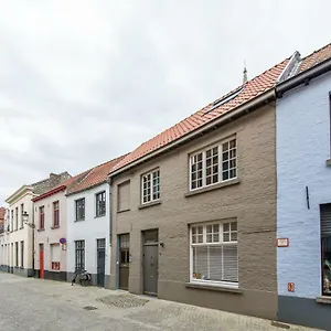 Huyze Aida Holiday home Bruges