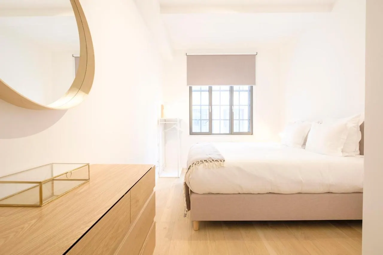Magnifique Appartement 3 Chambres Vue Theatre De La Monnaie Bruselas Apartamento